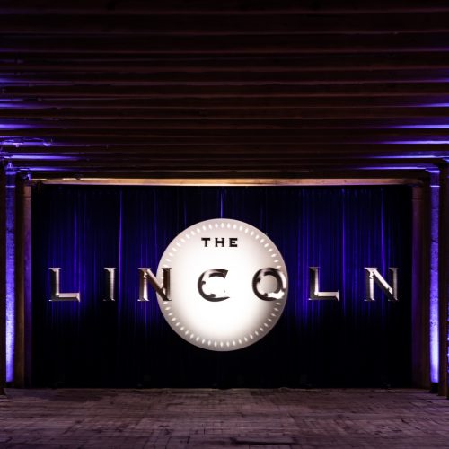 Lincoln hotel sign